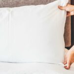 Pressa! Os travesseiros de qualidade do hotel com mais de 168.000 fãs da Amazon custam menos de US $ 50 hoje