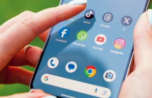 Problemas de Tic-Tok do filho de 12 anos no Reino Unido Problemas de Tic-Tok do filho de 12 anos no Reino Unido