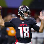 QB Kirk Cuusini Falcons para 3 destinos de negociação em potencial