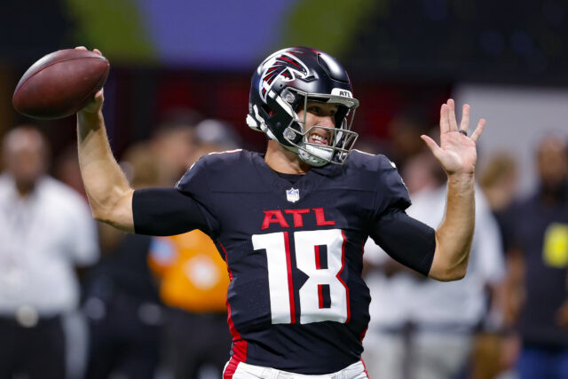 QB Kirk Cuusini Falcons para 3 destinos de negociação em potencial

