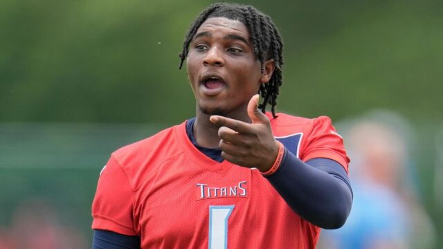 Qb ward: a ofensa de Titan é “muito metade agora”

