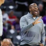 Quatro maneiras pelas quais o novo treinador Mike Brown poderia mudar o plano de jogo dos Knicks