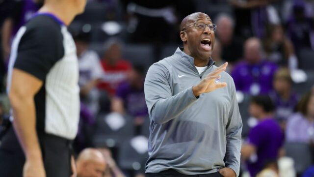 Quatro maneiras pelas quais o novo treinador Mike Brown poderia mudar o plano de jogo dos Knicks

