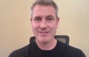 Quem é Andy Byron? Conheça Megan Kerrigan Byron Quem é o CEO da Andy Byron no Concerto Coldplay 005