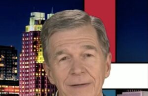 ROI Cooper: Republicanos que pegam comida da boca das crianças famintas ‘ ROI Cooper: Republicanos que pegam comida da boca das crianças famintas '