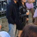 Rachel Zegler lotou na PDA com seu novo namorado misterioso quando eles gostaram de uma noite no BST Hyde Park de Sabrina Carpenter