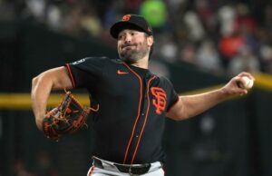 Ray joga o segundo jogo de carreira como uma série SF -GONTS SPLIT Ray joga o segundo jogo de carreira como uma série SF -GONTS SPLIT