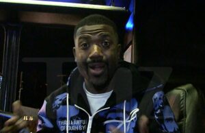 Rea com Rey J, a melhor experiência de LAI com os pilotos no campo do escuro TMZ-Rand-Turkish-Turkish-Ray-J-Kal-07-207-2025