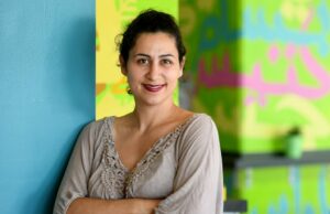 Reems Mitte Eastern Bakery reinvestada em Oakland de uma maneira grande em Oakland A Mana'eesh original de Reem Assil, a sala principal de Reems, Califórnia, em São Francisco, também é um epítome da comida de rua do Levante. (Alanna Hale)