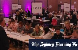 Reino Unido parece pelo menos a idade da votação para 16 Reino Unido parece pelo menos a idade da votação para 16