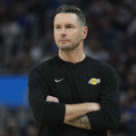 Relatório: Lakers entre equipes interessadas em All-Star de 3 estrelas