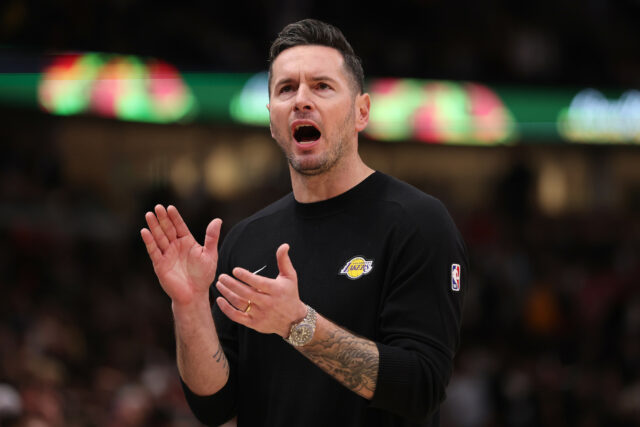 Relatório: Lakers interessado na opção de agência de agência livre

