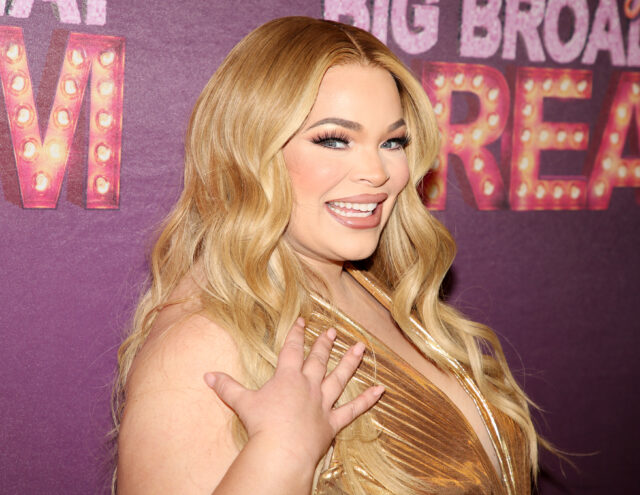 Resposta de Trisha Paytas às teorias da criança da criança

