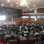 Reunião Plenária do Parlamento Provincial de Jambi, Visão Geral da Reading do Conselho em frente ao Governador de Jambi