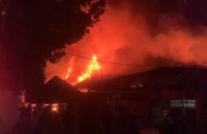 Revelado, o incêndio de Taman Puring Market supostamente se originou de um quiosque fechado Revelado, o incêndio de Taman Puring Market supostamente se originou de um quiosque fechado