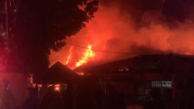 Revelado, o incêndio de Taman Puring Market supostamente se originou de um quiosque fechado

