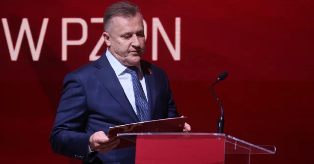 Sabemos quando o presidente do PZPN selecionará um novo treinador. Kulesza Cesary deu uma certa data


