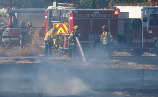 San Jose: Os bombeiros reagem em chamas ao sul de Mineta International

