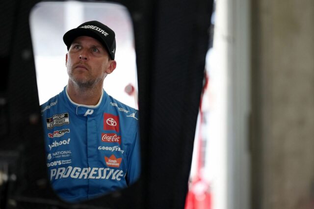 "Será difícil": Denny Hamlin dá a chance de ganhar o título da temporada regular em 2025

