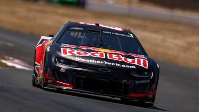 Shane van Gisbergen leva Sonoma para expandir a vitória

