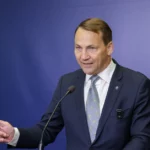 Sikorski não atingiu tanto Orban. "Ele leva a ladrões e nacionalismo"