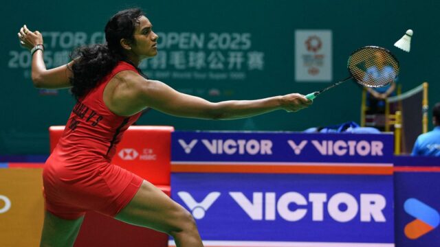 Sindhu afirma,

