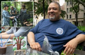 “Sketch” Da: Bragg Paints Tree, porque o viciado recebe agulhas gratuitas e acenar com a cabeça no famoso Washington Square Park em Nova York "Sketch" Da: Bragg Paints Tree, porque o viciado recebe agulhas gratuitas e acenar com a cabeça no famoso Washington Square Park em Nova York