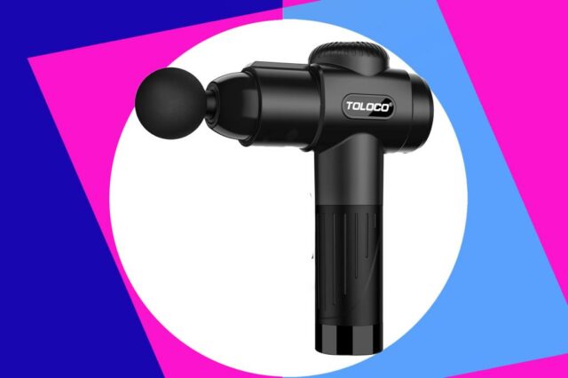 Skip Spa com um desconto de 33% em seu amado cliente, Toloco Massage Gun na Amazon

