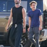 Patrick Schwarzenegger - filho do ícone do Terminator Arnold Schwarzenegger - e John Owen Lowe - filho do pacote de pacote Heartthro Rob Lowe - chocou os fãs no fim de semana com sua amizade inesperada depois de ser descoberto juntos em Los Angeles no sábado