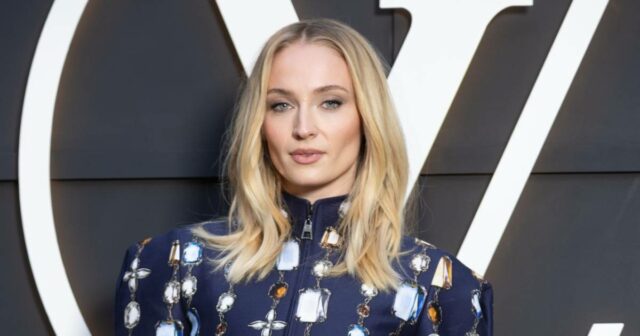 Sophie Turner brinca, ela obteve sua educação sexual em 'Game of Thrones'

