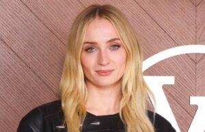 Sophie Turner revela o 1 presente que você come todos os dias Sophie Turner revela o 1 presente que você come todos os dias