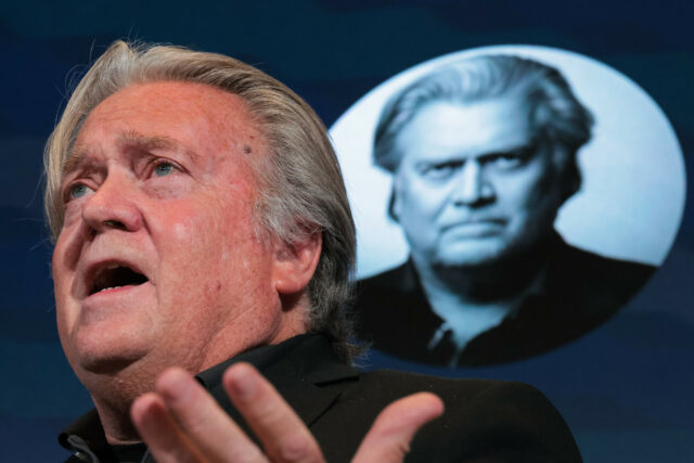 Steve Bannon emitiu aviso médio para os republicanos em arquivos Epsteine

