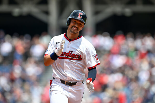 Steven Kwan Trade? Origem Phillies para Terras Land Land para Guardas Estrelas

