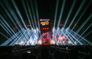 Super Music Break Out Day 2025 começou com sucesso a cidade de Bandung! Supernova e psicopata sexy cumprimentando o público no domingo Super Music Break Out Day 2025 começou com sucesso a cidade de Bandung! Supernova e psicopata sexy cumprimentando o público no domingo