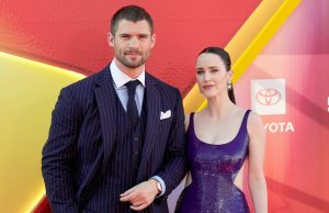 “Superman” Zvezda David Corensvet estava tão em personalidade, ele disse que “F-K Ti” é um hospital Rachel Brosnahana: ‘Choque para nós’ | Vídeo "Superman" Zvezda David Corensvet estava tão em personalidade, ele disse que "F-K Ti" é um hospital Rachel Brosnahana: 'Choque para nós' | Vídeo