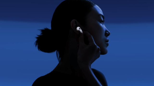 Surpresa! A Apple AirPods 4 está de volta a 99 centavos de seu preço do primeiro dia.

