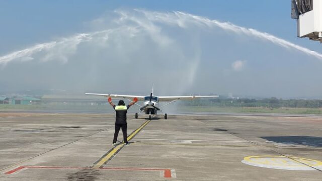 Susi Air abre a rota de voo de Semarang-Karimunjawa 3 vezes por semana, essa taxa

