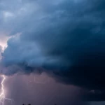 Tempestade no domingo na Polônia. O IMGW levanta avisos, o RCB alerta para balançar rios