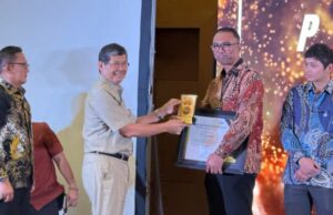 Teste real do comprometimento da proteção da mão Teste real do comprometimento da proteção da mão