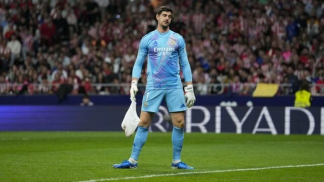 Thibaut Courtois: Trent Alexander-Arnold é um pesadelo em treinamento

