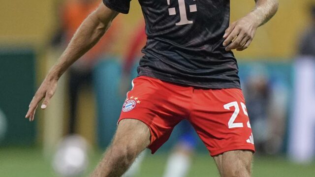 Thomas Muller oferece adeus pelo Bayern de Munique após a derrota na Copa do Mundo de PSG da FIFA Club

