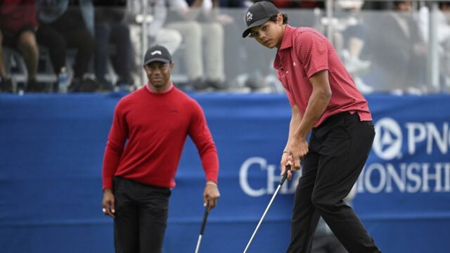 Tiger Woods assiste o começo difícil do filho Charlie no amador júnior dos EUA

