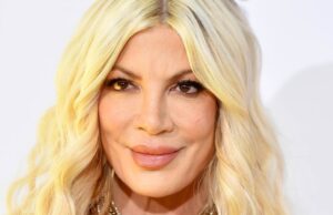 Tori Spelling revela a maneira decorativa pela qual reutiliza seus implantes mamários Tori Spelling revela a maneira decorativa pela qual reutiliza seus implantes mamários