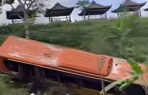 Trágico! Os peregrinos de umrah de Jambi se viraram, 4 pessoas foram mortas Trágico! Os peregrinos de umrah de Jambi se viraram, 4 pessoas foram mortas