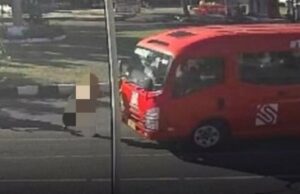 Trans Semarang Brt Autor de Bus Citizen Citizen até se matar, supostamente motorista enquanto dirigia Trans Semarang Brt Autor de Bus Citizen Citizen até se matar, supostamente motorista enquanto dirigia