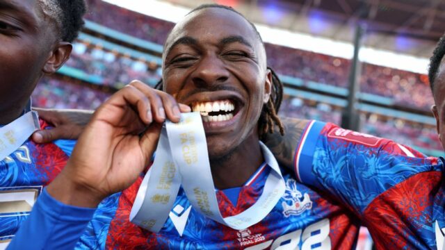 Transferir rumores, notícias: Arsenal se move pela eze do palácio

