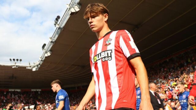 Transfira rumores, notícias: Man United, Spurs na batalha quatro lados, diplicando

