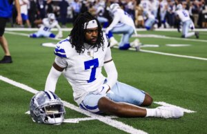 Trevon Diggs diz a interpretação de Stephen Jones sobre a reabilitação de Cowboys CB “Cap” March Madness Logo