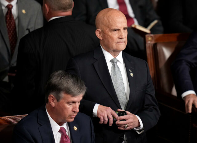 Trump Republican Key Riping em Trump Bill à medida que o poder se move '

