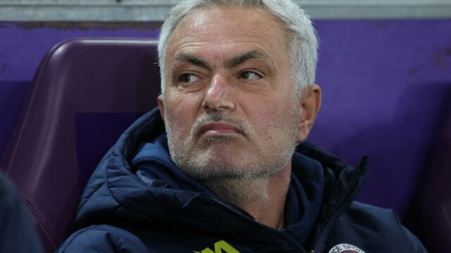UCL 2025-26: Fenerbahce de Mourinho para enfrentar Fayenoord na qualificação da Liga dos Campeões

